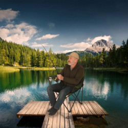 Plážové skladacie rybárske kreslo LUARO zelené