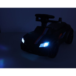 Kočík so zvukom a svetlami čierny