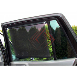 Roletka do auta 2x50cm - bodkovaný vzor