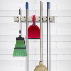 Univerzálny držiak náradia/násad na stenu·5 miestny