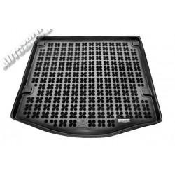 Gumová vanička do kufra FORD Focus III Sedan dojazdové koleso (2011-2018)