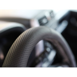 Poťah volantu 6K, 35-37cm perforovaná koža